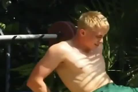 Gym fellows Outdoor oral-service