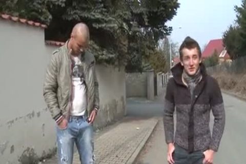 young Brothers sucking big schlong