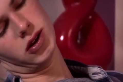 Hung twink Drake Law Getting team-fucked Hard By McKensie Cross