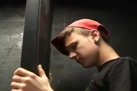 Britlads Glory hole sperm