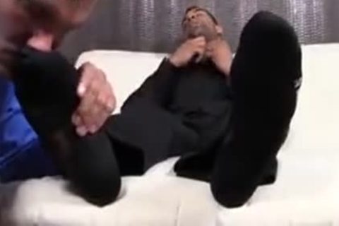 Cameron Kincade Worships cash