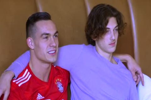 Country large shlong Randy nails Metro lusty butt Travis nasty