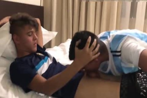 Latino amateur 3some