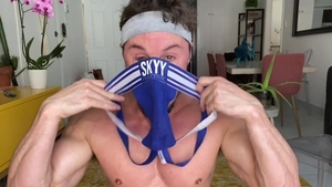 FalconStudios - Supermodel Skyy Knox sex toys