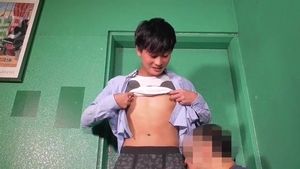 Uncle chap sucking str8 lad 's weenie 0035