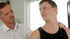 Family Dick: Rim Job Untwists Worried Twink
