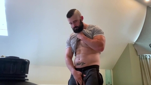 Next Door Homemade: Hairy & Horned - Mathias Strikes Gold