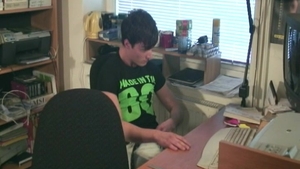 Wanking on the Job, Busted!