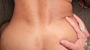 AmateurGayPOV: Planking and Primping Side by Side