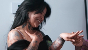 Men: Sneaky Blowjob While Benny Changes In Secret